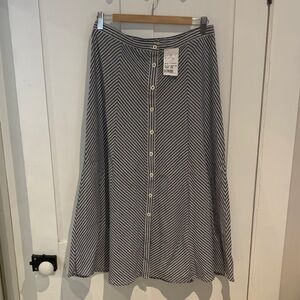 Max Studio Blue and White Chevron A-Line Skirt